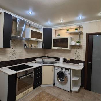 Сдается 1-комнатная квартира, 42 м²