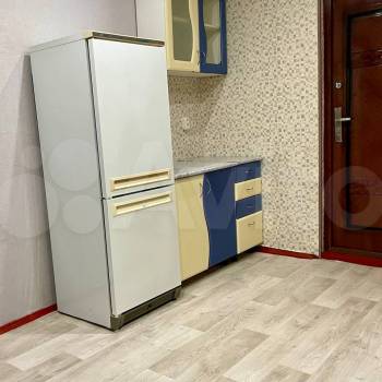 Продается 1-комнатная квартира, 12,2 м²