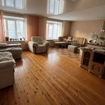 Сдается Многокомнатная квартира, 100 м²