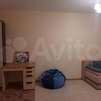 Сдается 1-комнатная квартира, 38 м²