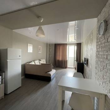 Сдается 1-комнатная квартира, 40 м²