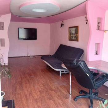 Продается 1-комнатная квартира, 40 м²