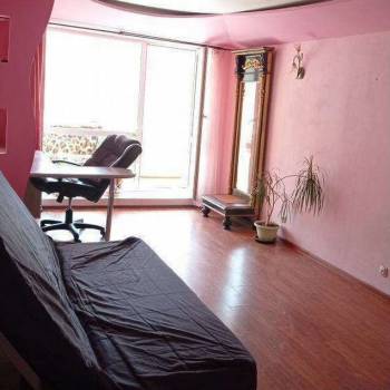 Продается 1-комнатная квартира, 40 м²