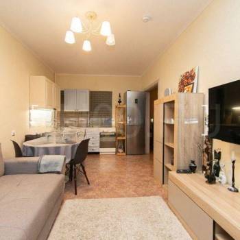 Сдается Многокомнатная квартира, 64 м²