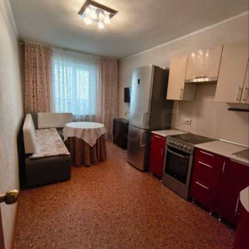 Продается 1-комнатная квартира, 41 м²