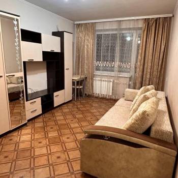 Сдается 1-комнатная квартира, 36 м²