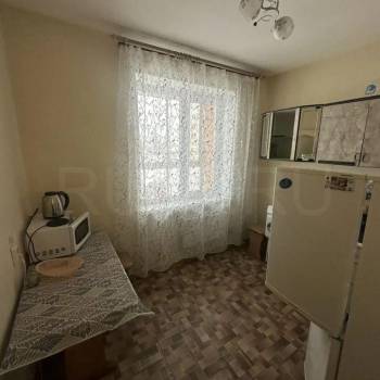Сдается 1-комнатная квартира, 39 м²