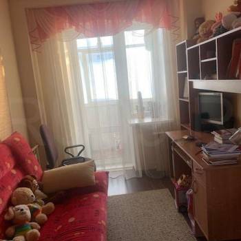 Продается 3-х комнатная квартира, 57 м²