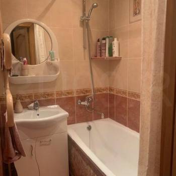 Продается 3-х комнатная квартира, 57 м²