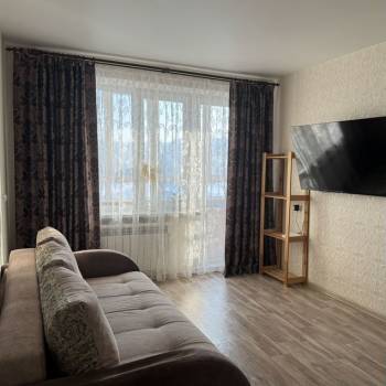 Сдается 1-комнатная квартира, 50 м²