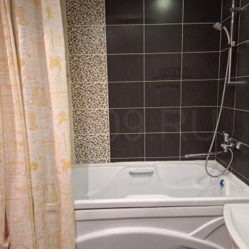 Продается 1-комнатная квартира, 38 м²