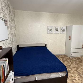 Сдается 1-комнатная квартира, 39 м²