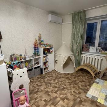 Сдается 1-комнатная квартира, 39 м²