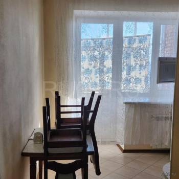 Сдается 1-комнатная квартира, 43 м²