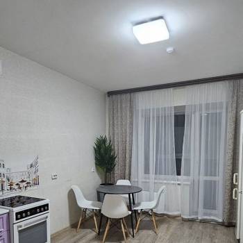 Продается 1-комнатная квартира, 41 м²