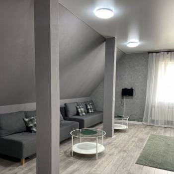 Продается 1-комнатная квартира, 45 м²