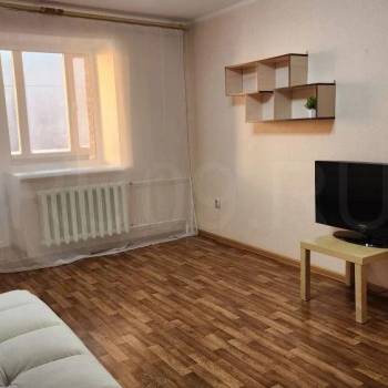 Сдается 1-комнатная квартира, 39 м²