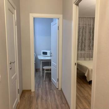 Сдается 1-комнатная квартира, 43 м²