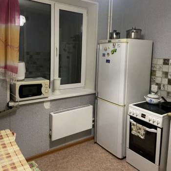 Сдается 1-комнатная квартира, 40 м²