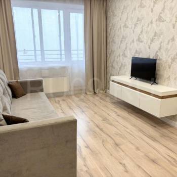 Продается 1-комнатная квартира, 38 м²