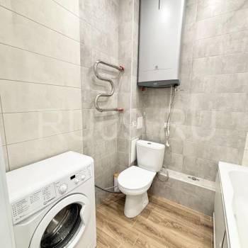 Продается 1-комнатная квартира, 38 м²