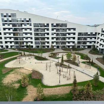 Сдается 1-комнатная квартира, 42 м²