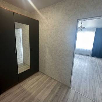 Сдается 1-комнатная квартира, 42 м²