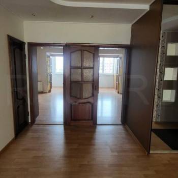 Продается 3-х комнатная квартира, 64 м²