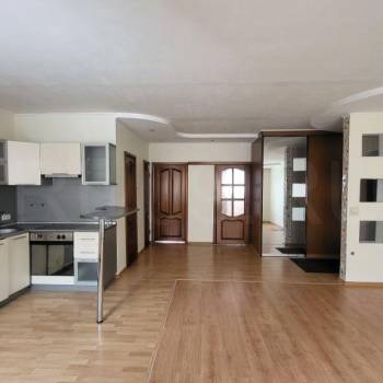 Продается 3-х комнатная квартира, 64 м²