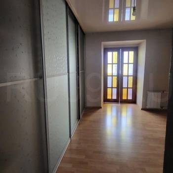 Продается 3-х комнатная квартира, 64 м²