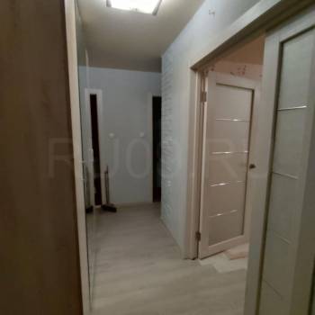 Продается 1-комнатная квартира, 37 м²