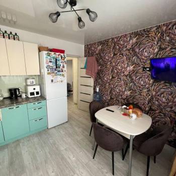 Продается 1-комнатная квартира, 36 м²