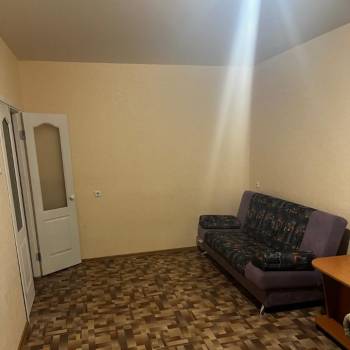 Сдается 1-комнатная квартира, 39 м²