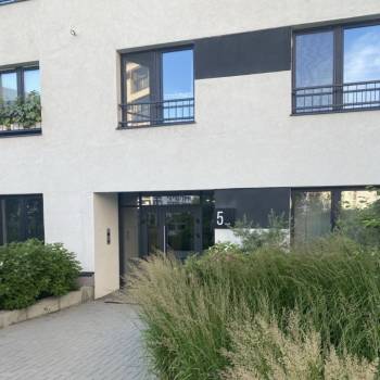 Продается Многокомнатная квартира, 90 м²