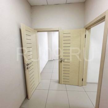 Сдается Нежилое помещение, 166 м²