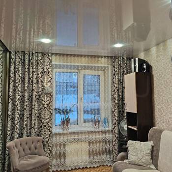 Продается 3-х комнатная квартира, 48 м²