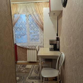 Продается 3-х комнатная квартира, 48 м²