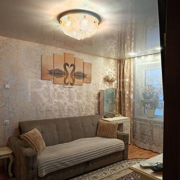 Продается 3-х комнатная квартира, 48 м²