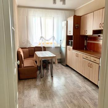 Сдается 1-комнатная квартира, 42 м²