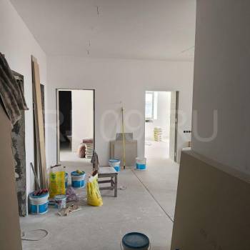 Продается 3-х комнатная квартира, 176 м²