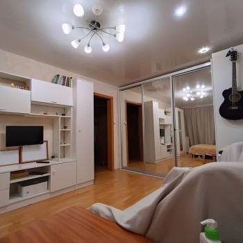 Продается 1-комнатная квартира, 30 м²