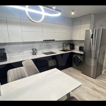 Сдается Многокомнатная квартира, 57 м²