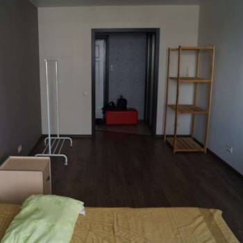 Продается 1-комнатная квартира, 52 м²
