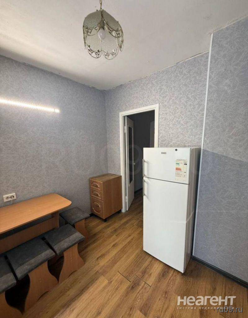 Сдаю 1-ком. квартиру, ул. Сергея Лазо, собственник