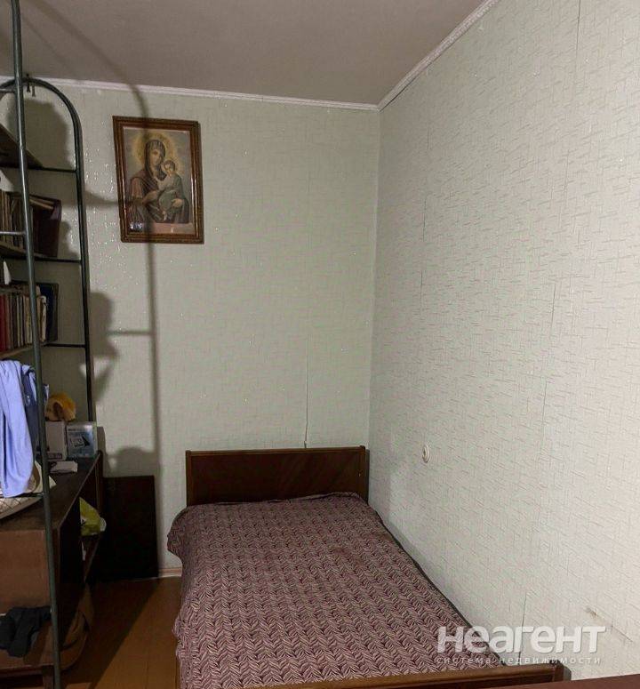 Продам 1-ком. квартиру, ул. Ференца Мюнниха