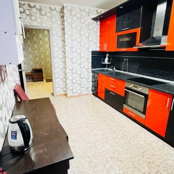 Сдается 2-х комнатная квартира, 63 м²