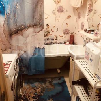 Продается 1-комнатная квартира, 66 м²