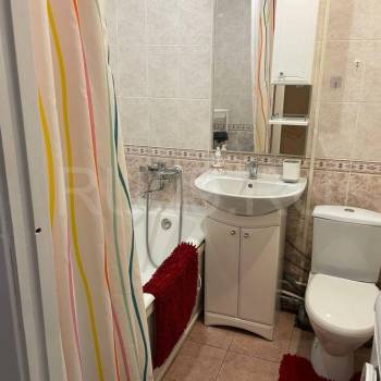 Продается 1-комнатная квартира, 40 м²