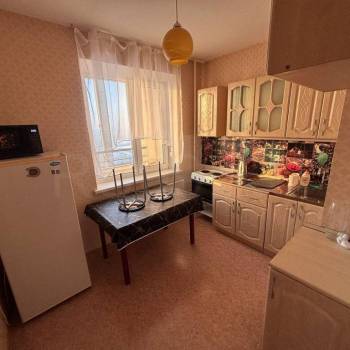 Сдается 1-комнатная квартира, 40 м²