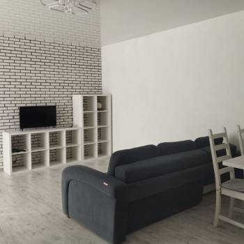 Сдается 1-комнатная квартира, 54 м²